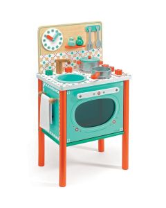 Leo's Wooden Cooker Kitchen