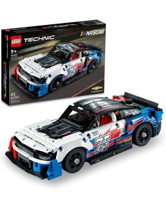 LEGO Technic NASCAR Next Gen Cevrolet Camaro ZL1-3