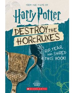 Harry Potter: Destroy the Horcruxes Activity Book-1